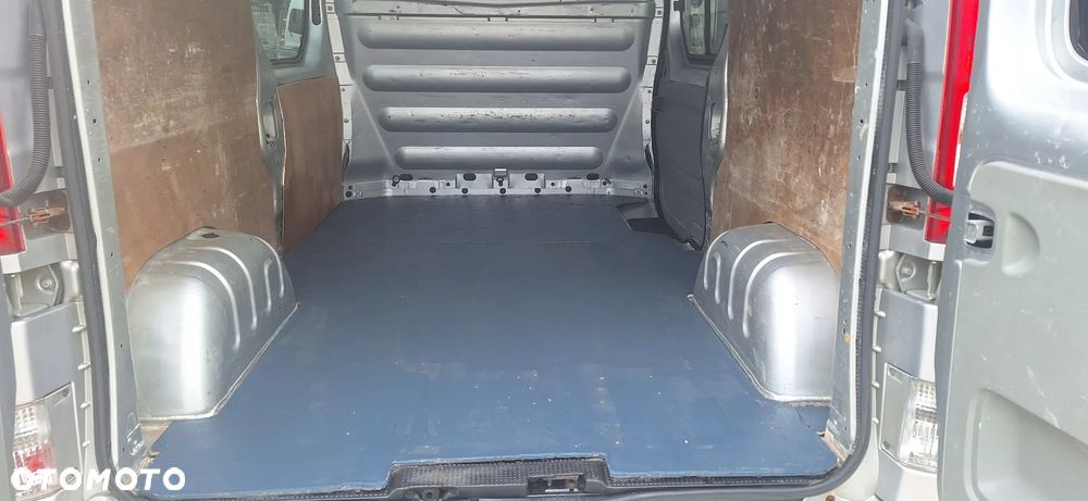 Renault Trafic - 10
