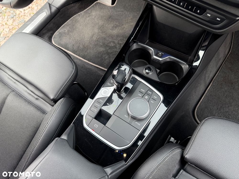 BMW Seria 1 118i GPF M Sport Shadow - 34