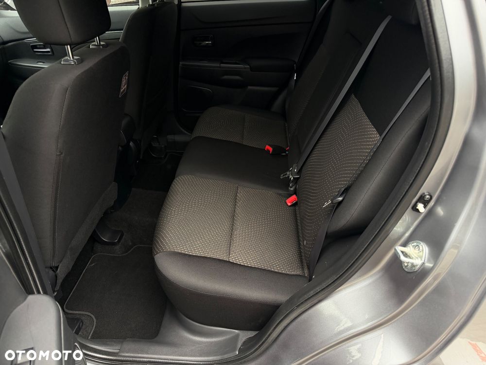 Mitsubishi ASX 1.8 DI-D 2WD Intense - 22