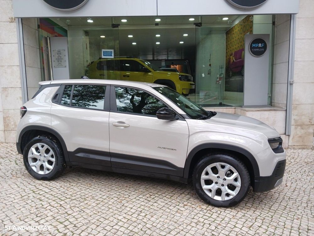 Jeep Avenger 1.2 GSE T3 Altitude - 3