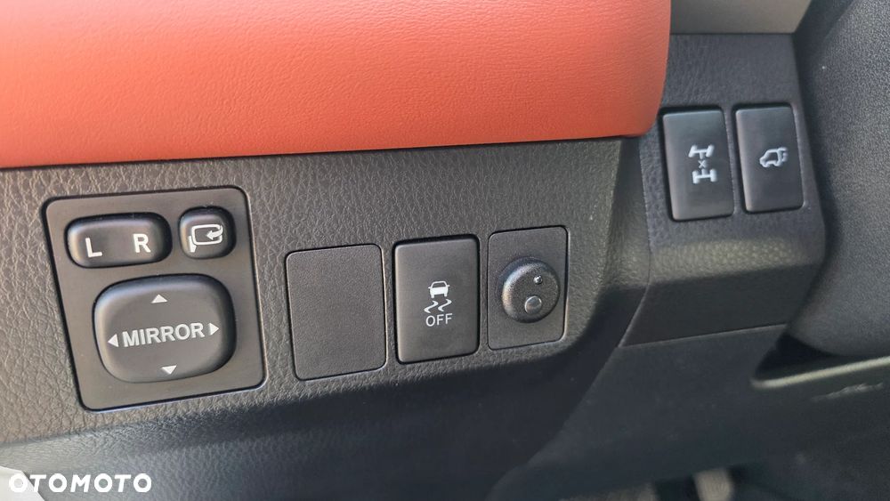 Toyota RAV4 2.0 Premium 4x4 MS - 25