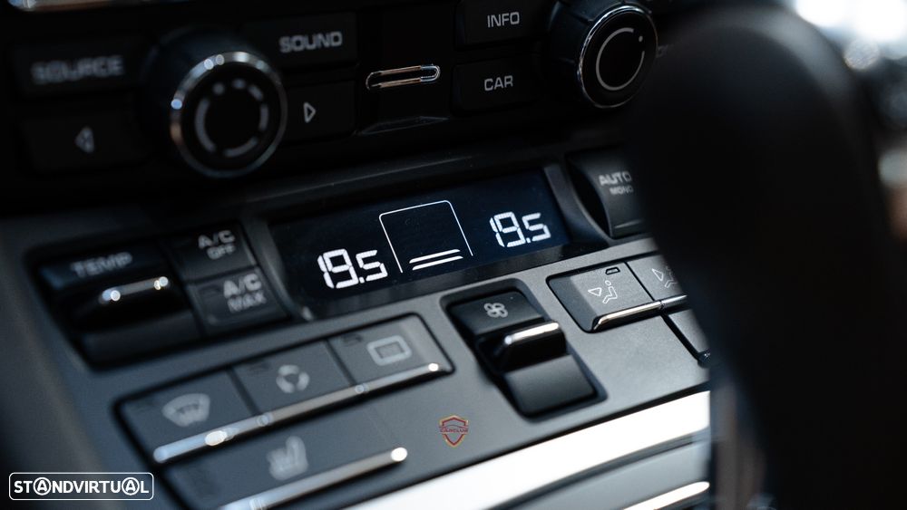 Porsche Cayman S PDK - 35