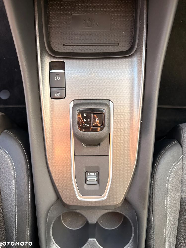 Nissan Qashqai 1.3 DIG-T mHEV N-Connecta Xtronic - 19