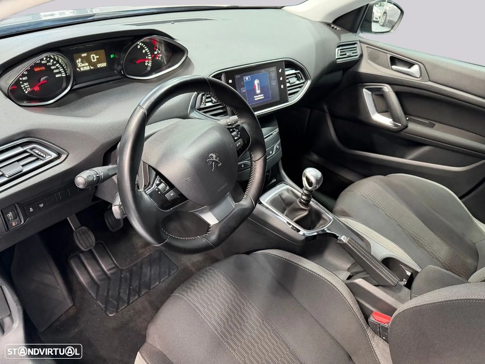 Peugeot 308 SW 1.2 PureTech Style - 15