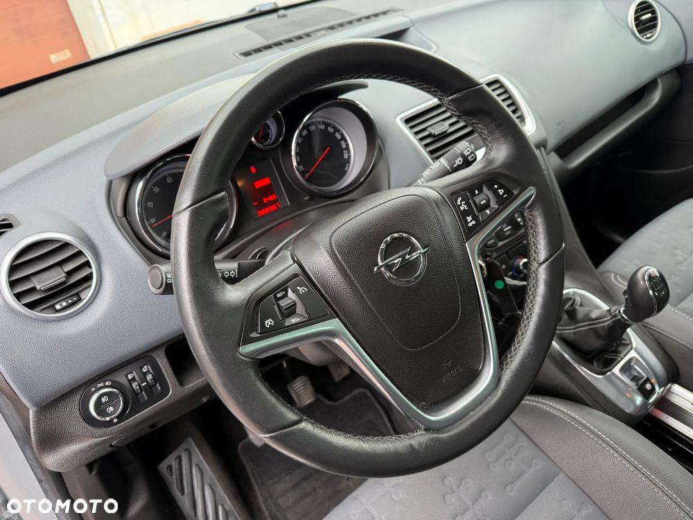 Opel Meriva 1.4 T Cosmo - 13