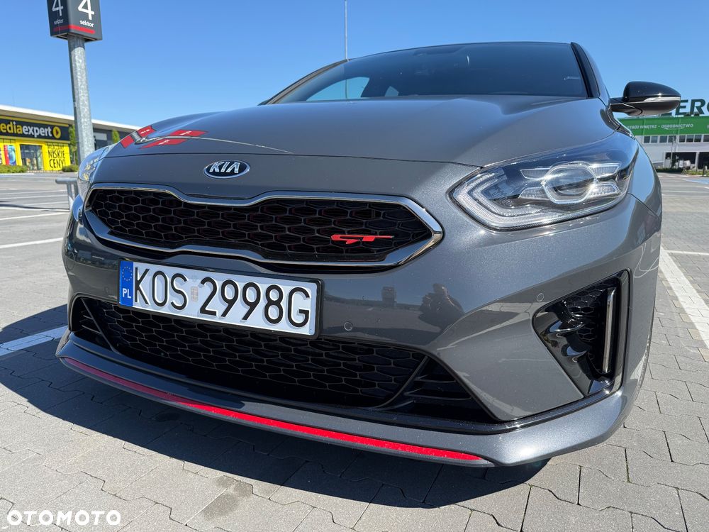 Kia ProCeed 1.6 T-GDI GT DCT - 11