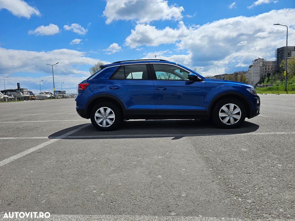 Volkswagen T-Roc - 3