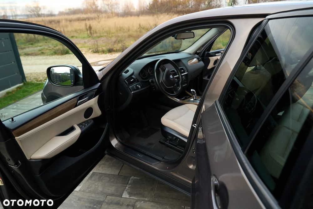 BMW X3 xDrive35i - 23
