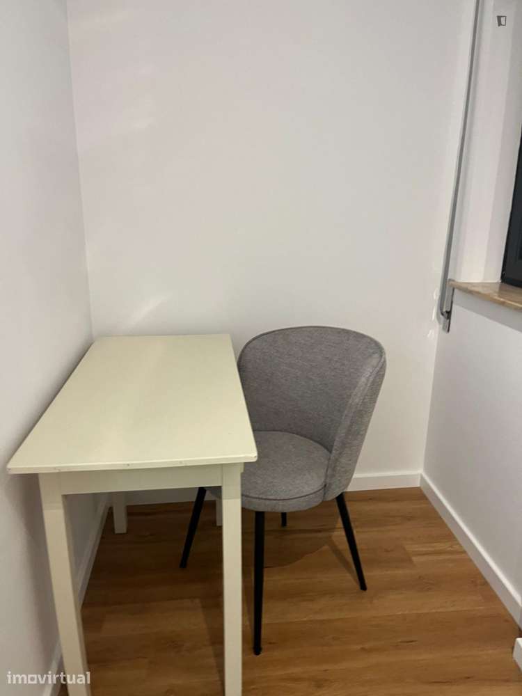 Quarto - localizado em Viana do castelo - Grande imagem: 2/20