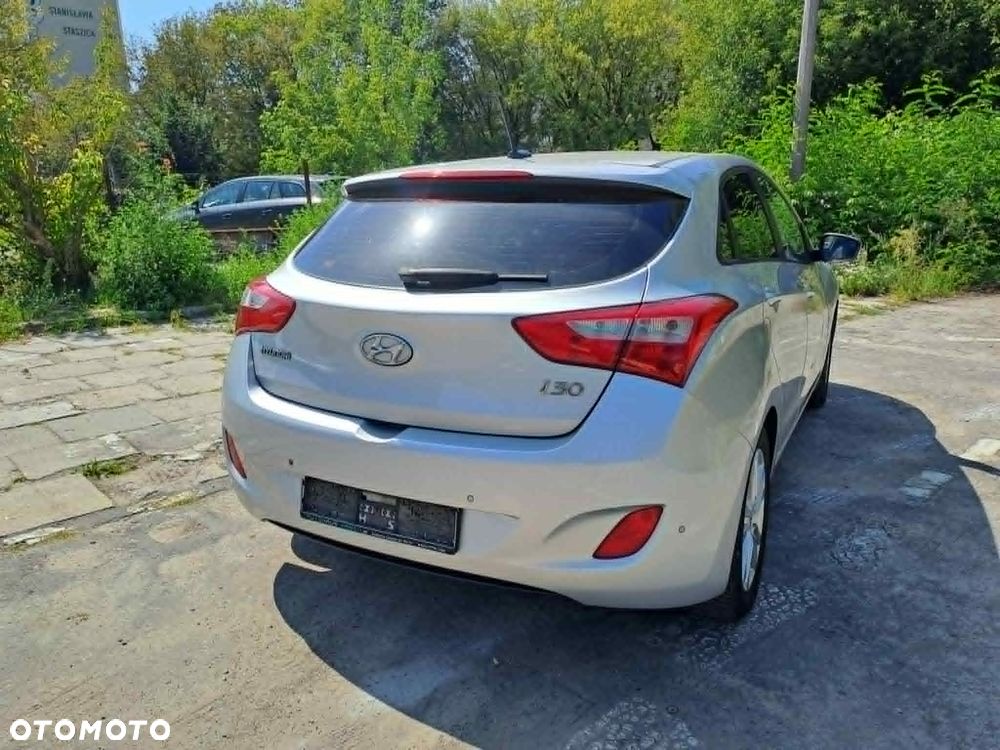 Hyundai i30 1.4 Premium - 2