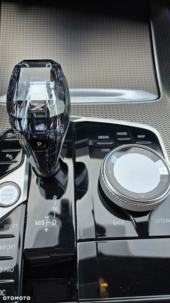 BMW X6 - 11