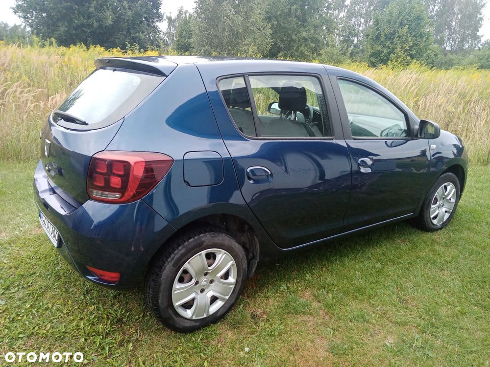 Dacia Sandero - 4