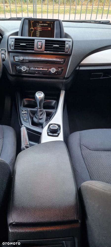 BMW Seria 1 116i - 19