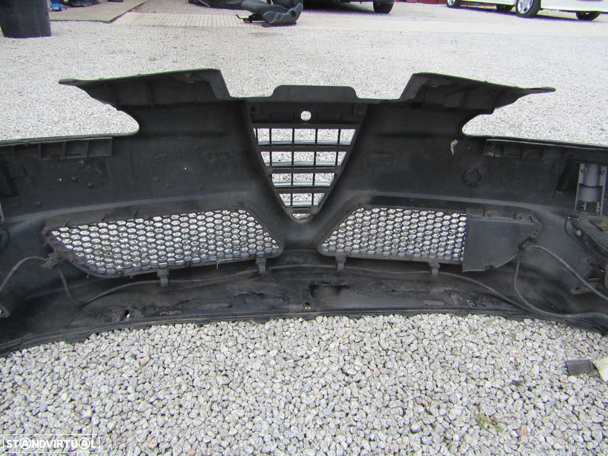 Para-choques frente Alfa Romeo 147 , Original ,ano 2006 c/farois de nevoeiro - 8