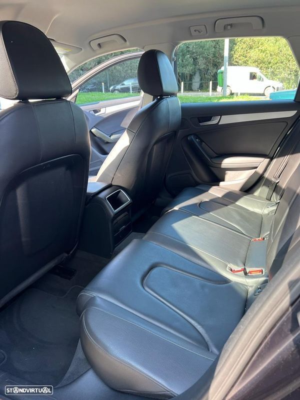 Audi A4 Avant 2.0 TDI ultra DPF Attraction - 8