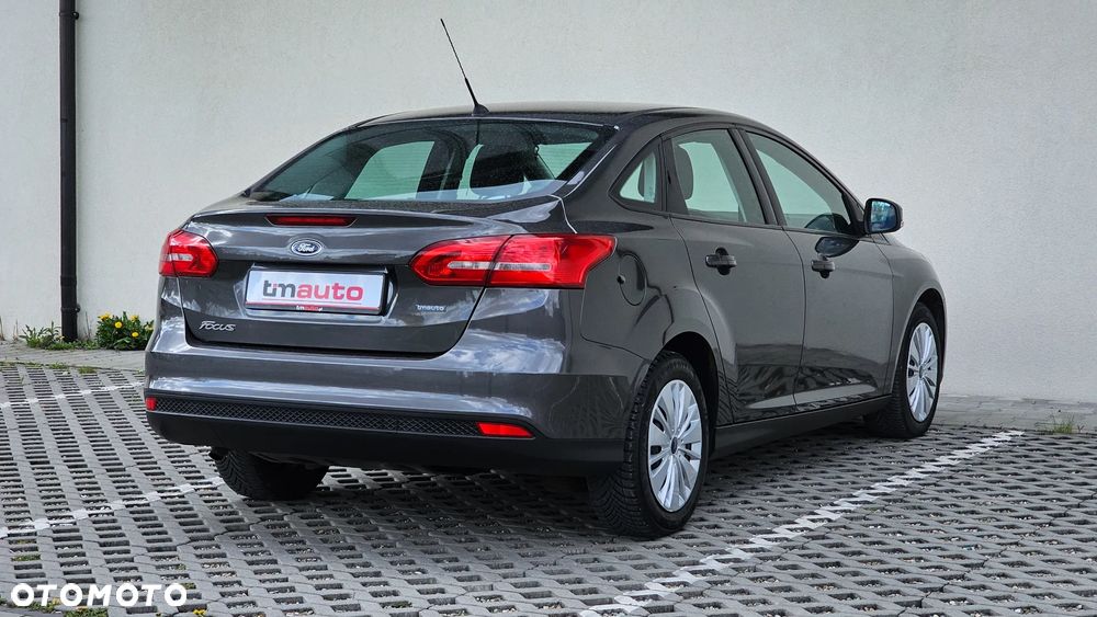 Ford Focus 1.6 Trend - 4