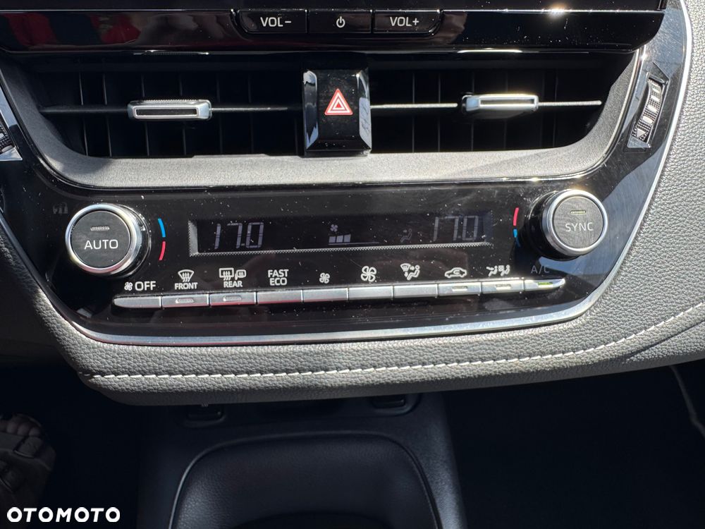 Toyota Corolla - 21