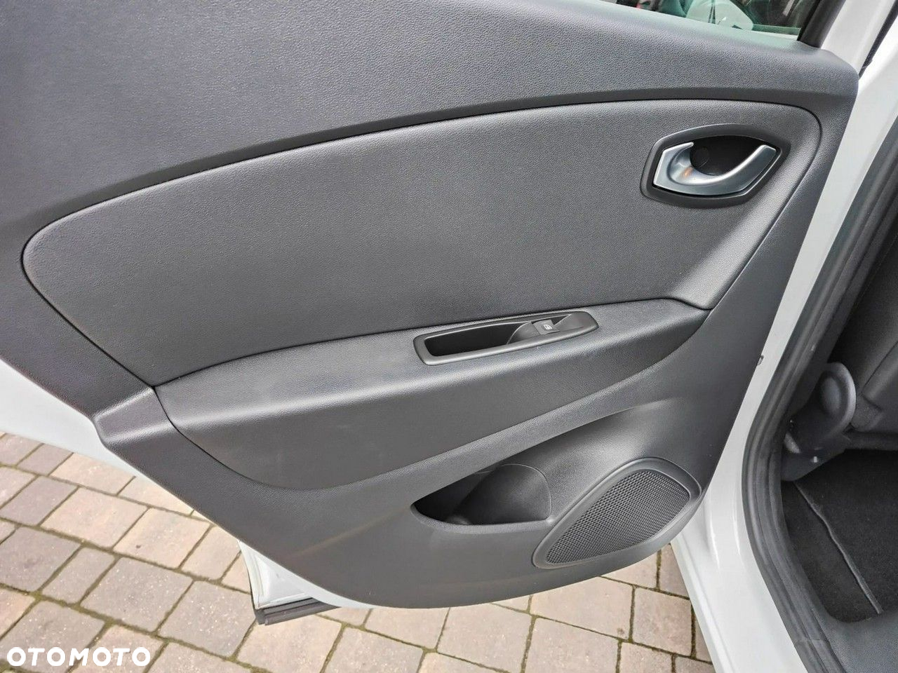 Renault Captur 1.2 Energy TCe S-Edition EDC - 28