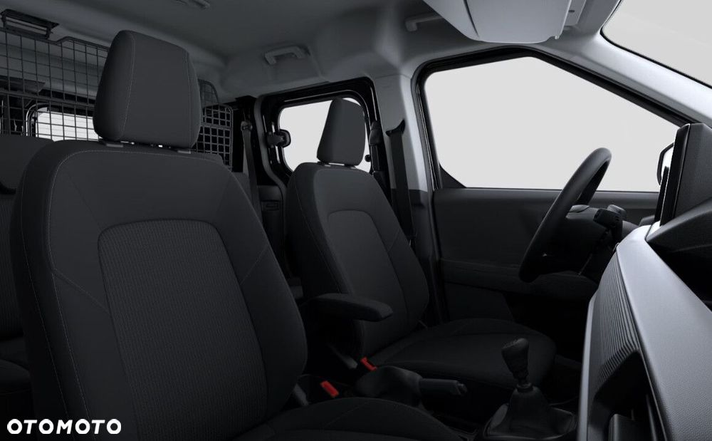 Ford Transit Courier - 13