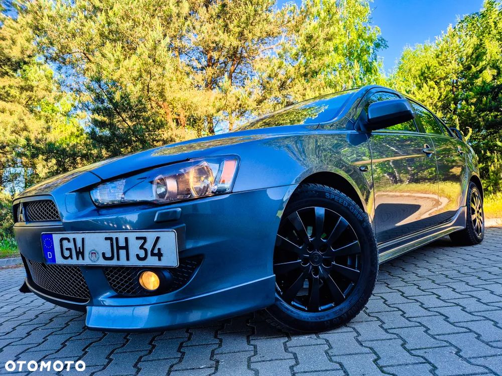 Mitsubishi Lancer 1.8 Intense - 10