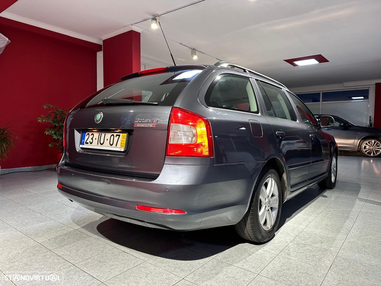 Skoda Octavia Break 1.6 TDi Greenline Conforto - 6