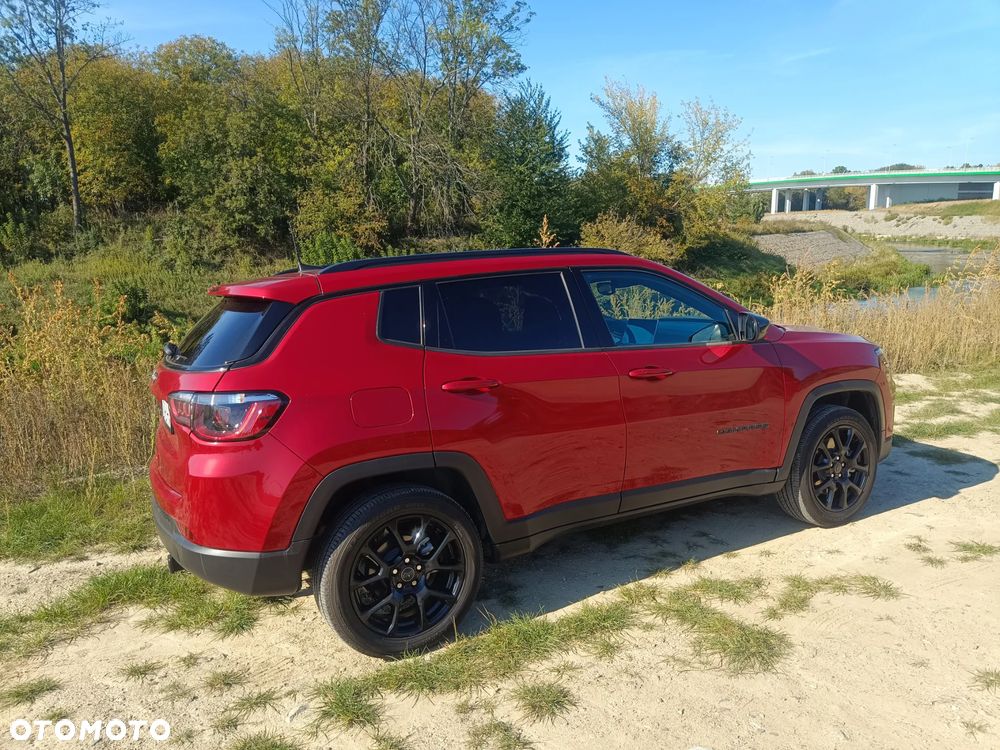 Jeep Compass - 10