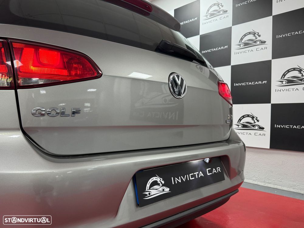 VW Golf 1.6 TDi Confortline - 12