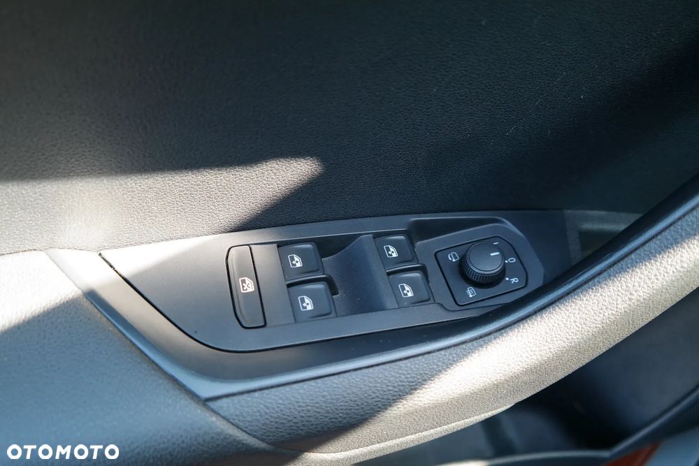 Skoda Karoq 1.5 TSI ACT Style DSG - 24
