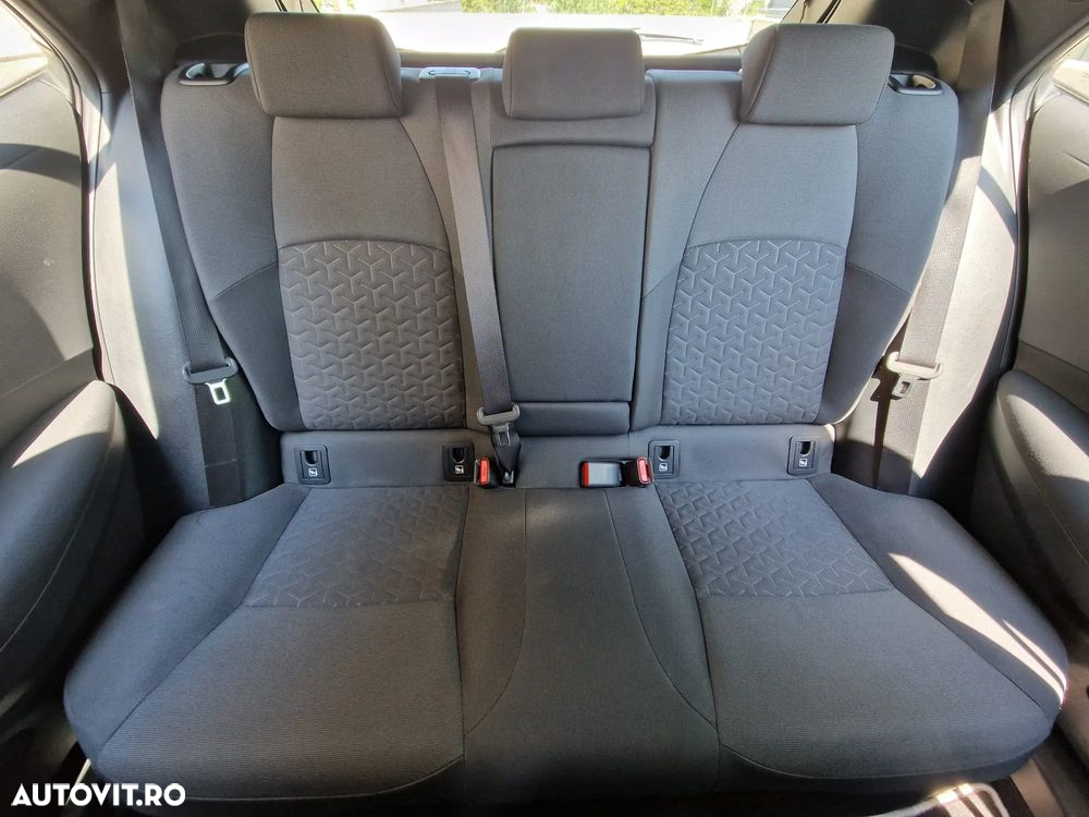Toyota Corolla 1.8 HSD Business - 9