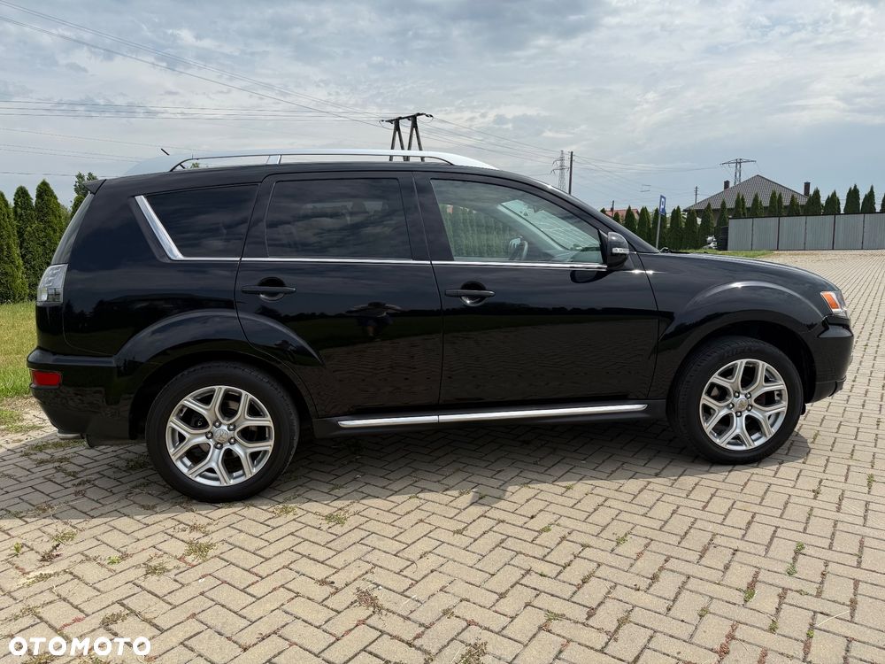 Mitsubishi Outlander 2.0 Intense + 2WD EU5 - 12