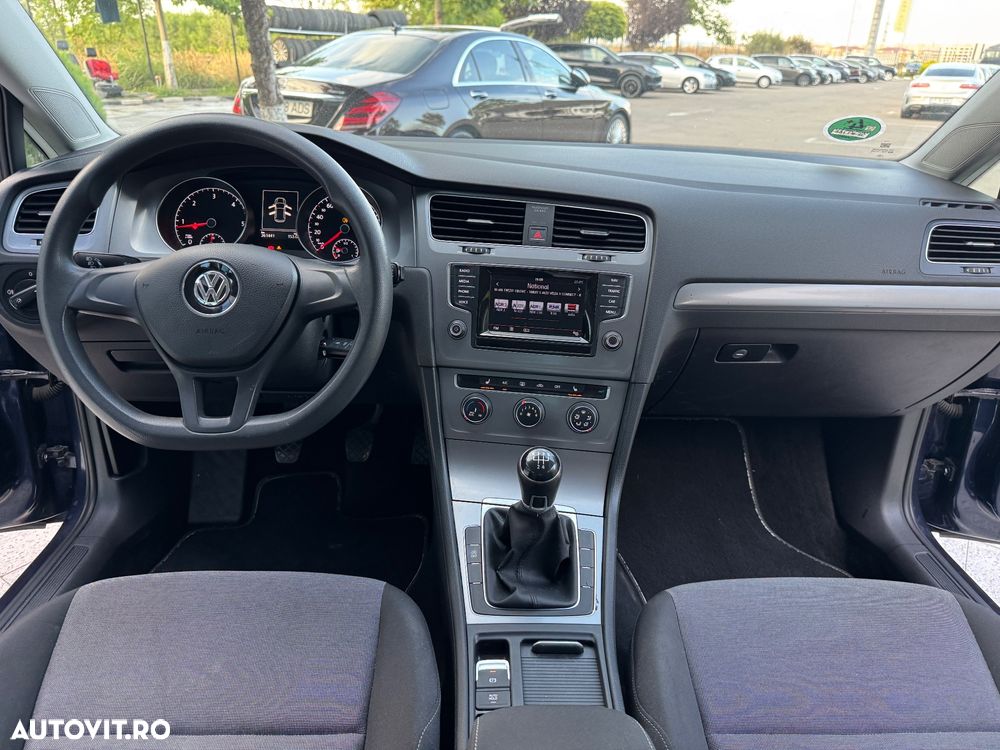 Volkswagen Golf 1.6 TDI BMT Highline - 18