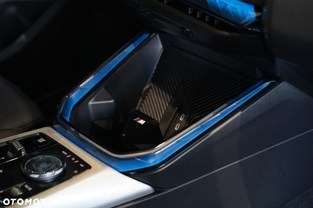 BMW X3 xDrive20 mHEV - 12