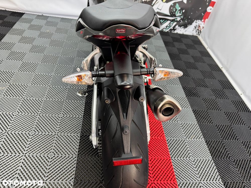 Aprilia Tuono - 23