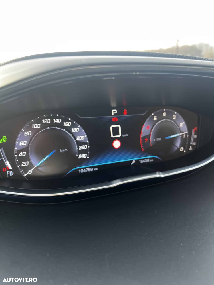 Peugeot 3008 PureTech 130 Stop & Start GPF EAT8 Allure - 28