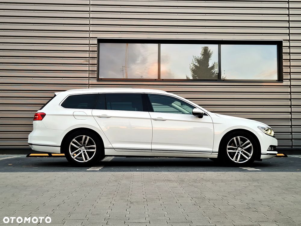 Volkswagen Passat Variant 2.0 TDI SCR DSG BlueMotion Highline - 8