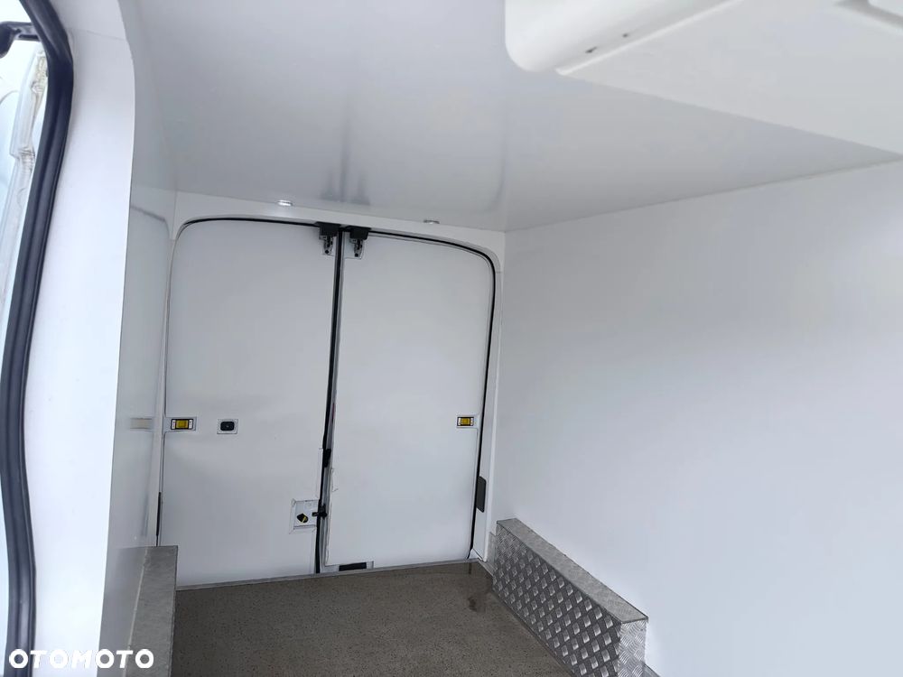 Ford Transit L3H2 Chłodnia Izoterma Salon PL, Jeden Właściciel - 21