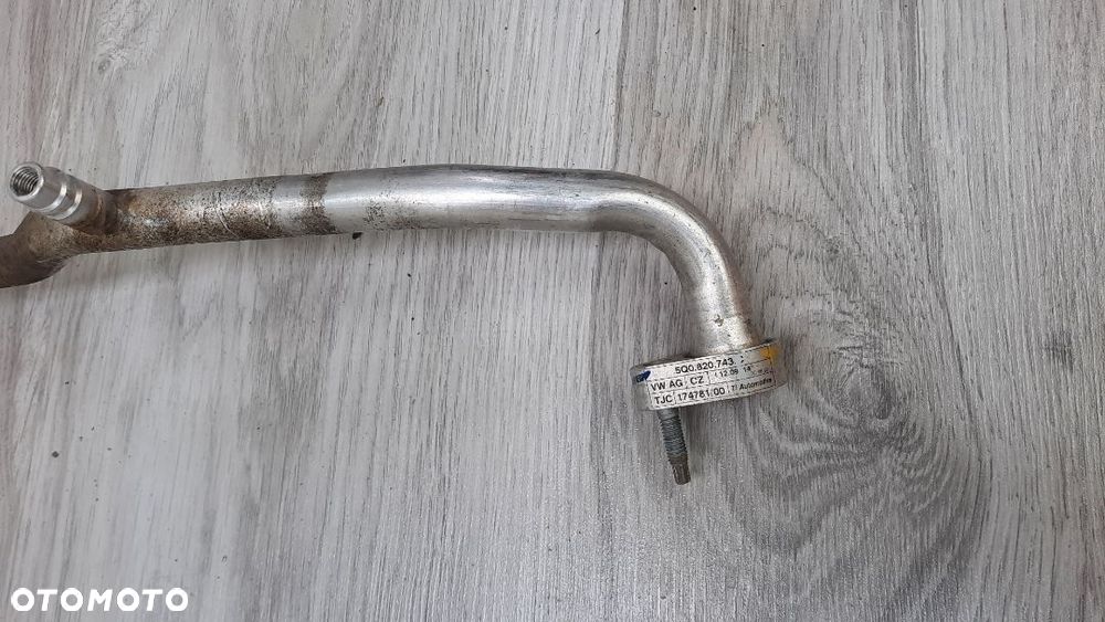 VW AUDI SKODA WĄŻ RURKA PRZEWÓD KLIMATYZACJI 5Q0820743C 5Q0820743G - 9