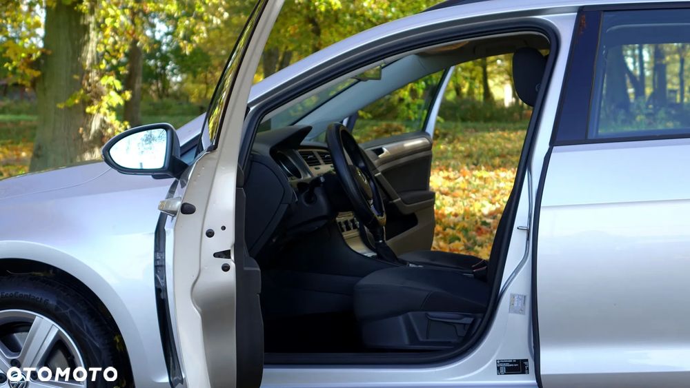 Volkswagen Golf 1.6 BlueTDI DSG Comfortline - 6