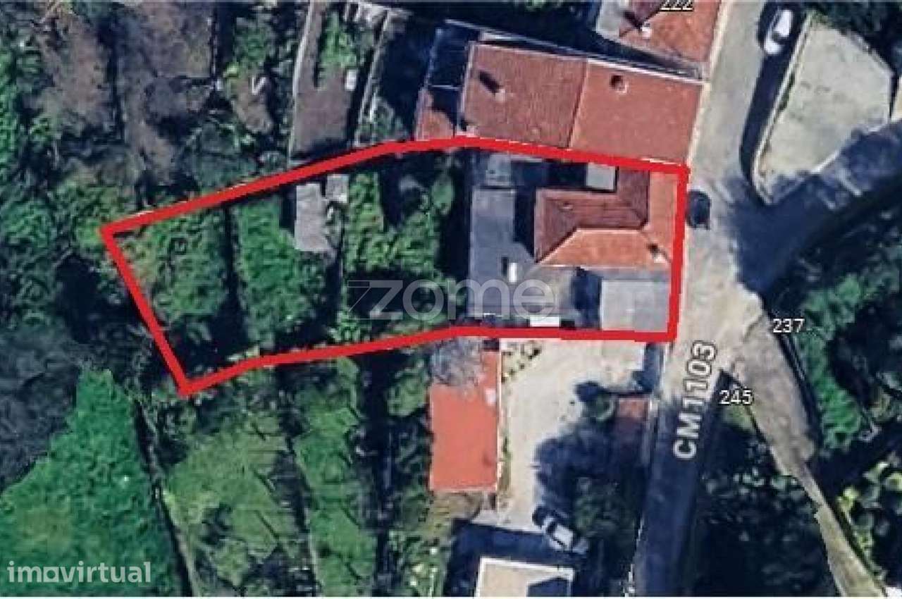 Moradia (Bi-Familiar) - Remodelação de T2 - Grande imagem: 3/36