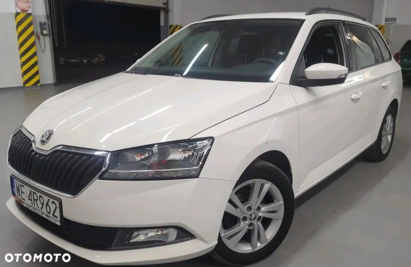 Skoda Fabia 1.0 TSI Ambition Plus - 1