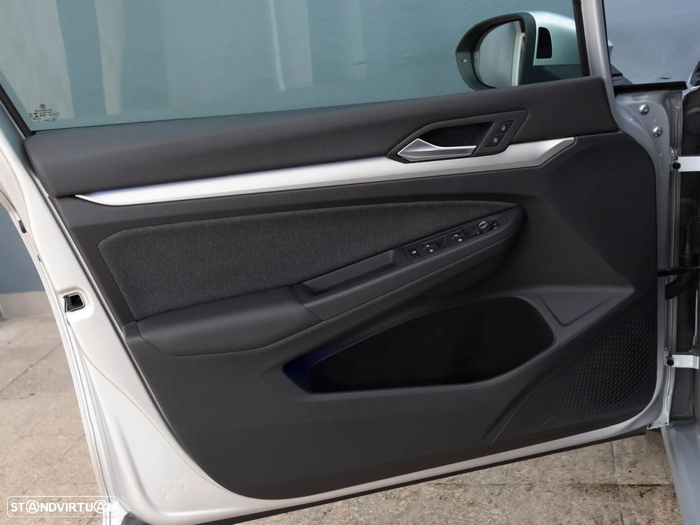 VW Golf Variant - 15