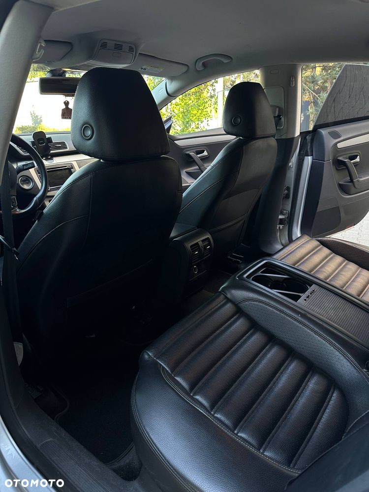 Volkswagen Passat CC - 16