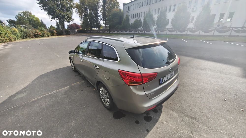 Kia Ceed 1.6 GDI Business Line - 6