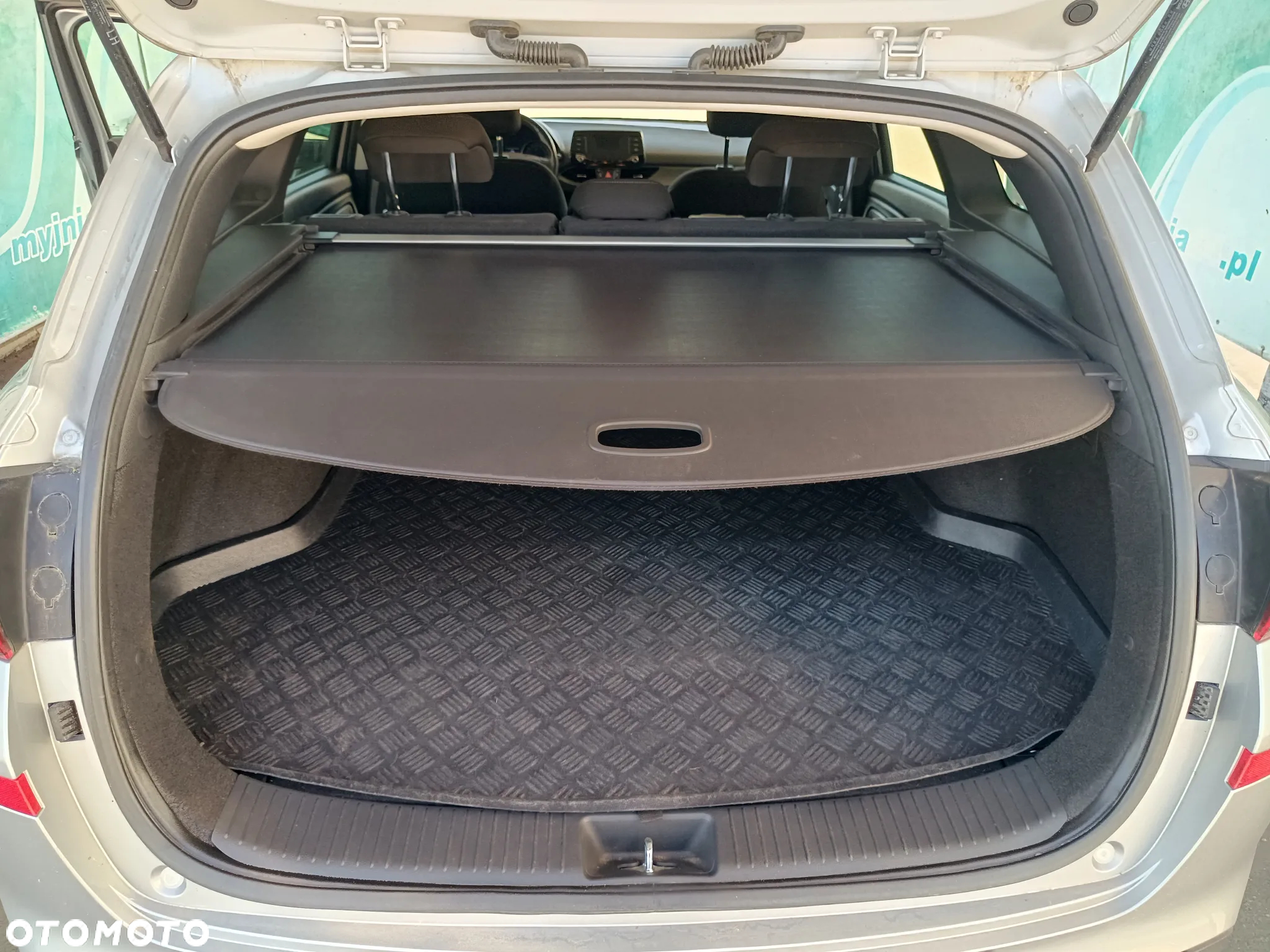 Hyundai i30 1.5 DPI Classic + - 32