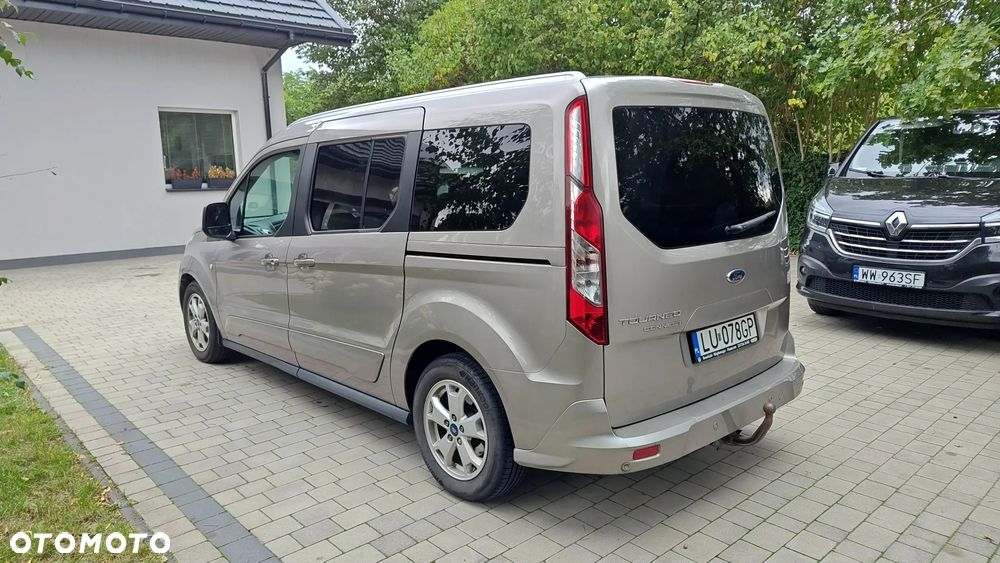 Ford Tourneo Connect Grand - 10