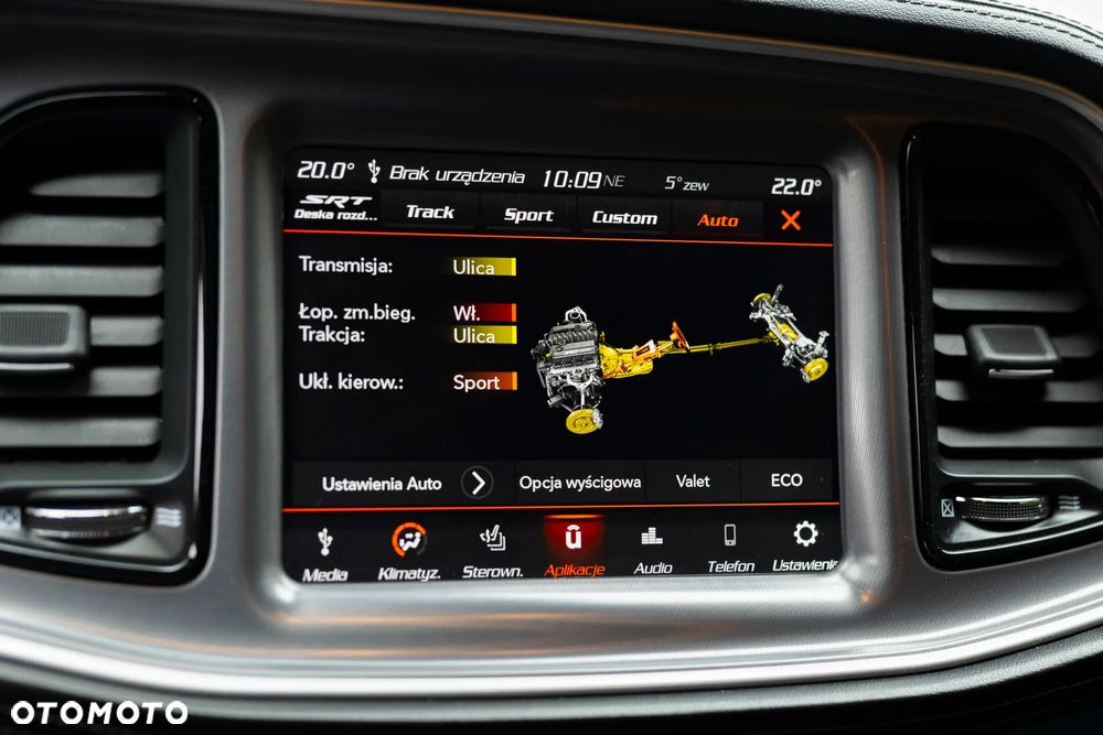 Dodge Challenger 6.4 Scat Pack - 14