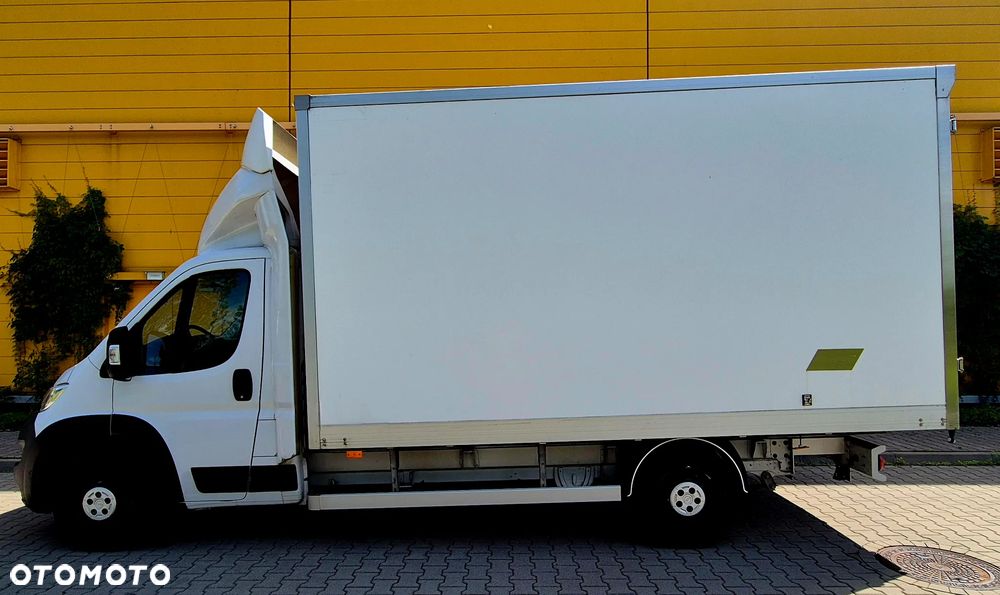 Opel Movano - 8