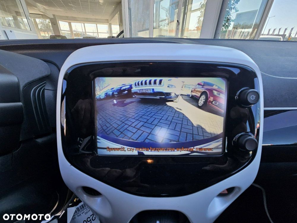 Toyota Aygo x-cite Style Selection - 24