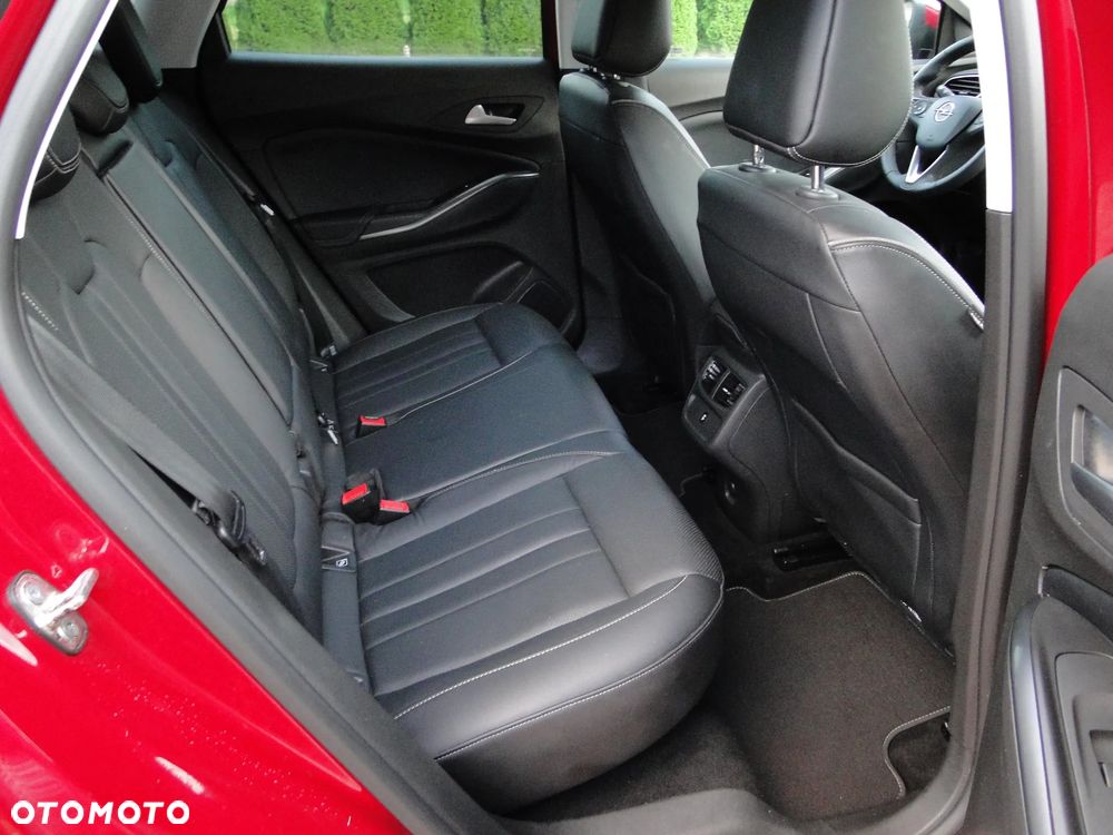 Opel Grandland X 1.2 T GPF Elegance Business Pack S&S - 32