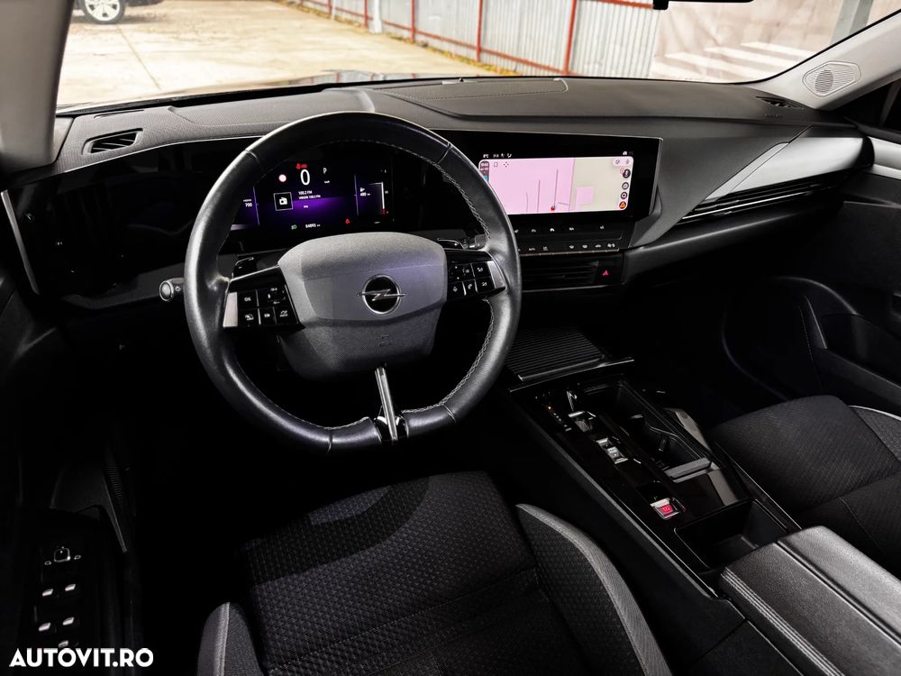 Opel Astra 1.2L Turbo Start/Stop AT8 Elegance - 12